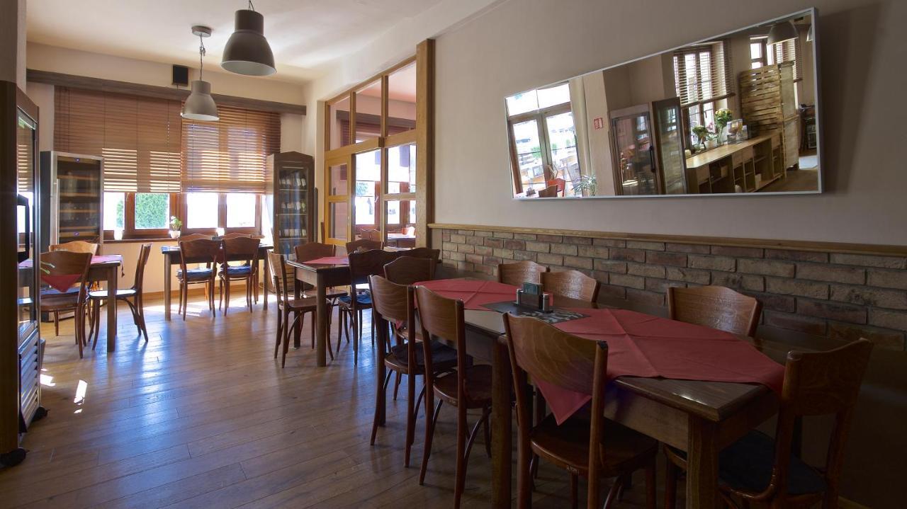 Sporthotel Kácov Esterno foto
