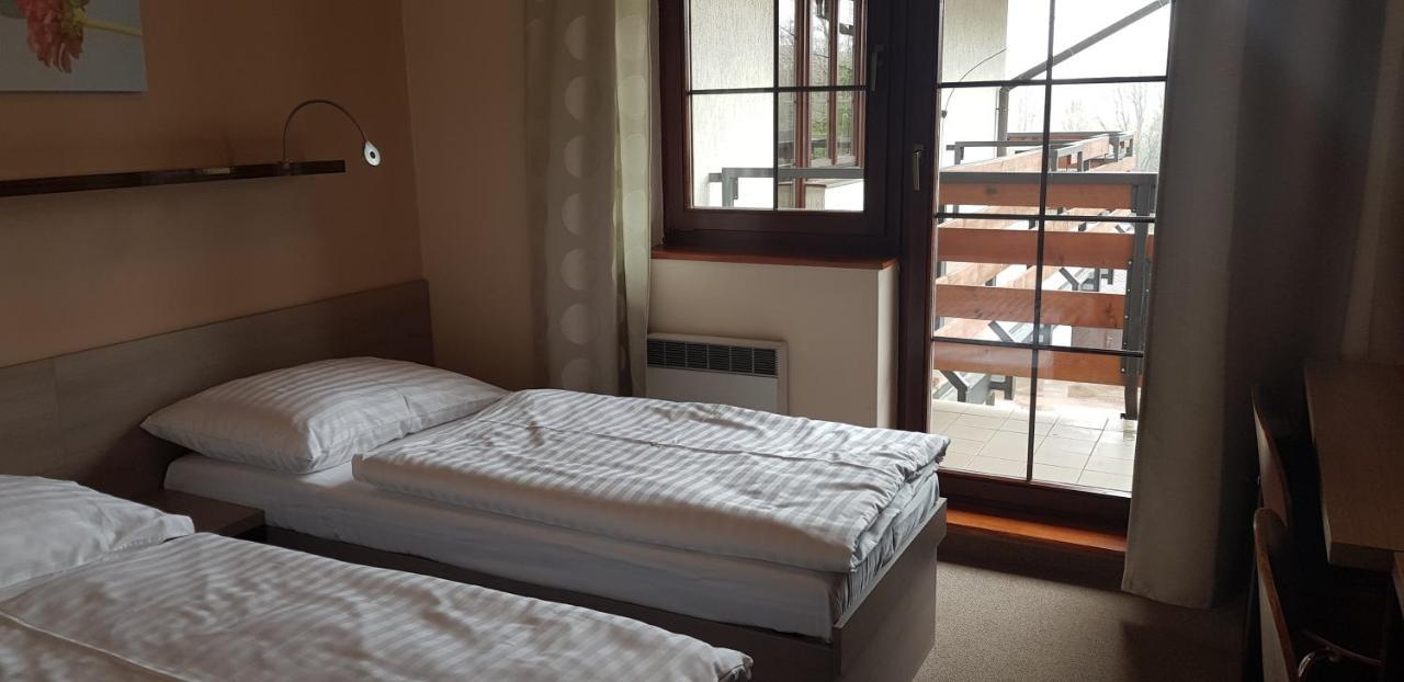 Sporthotel Kácov Esterno foto